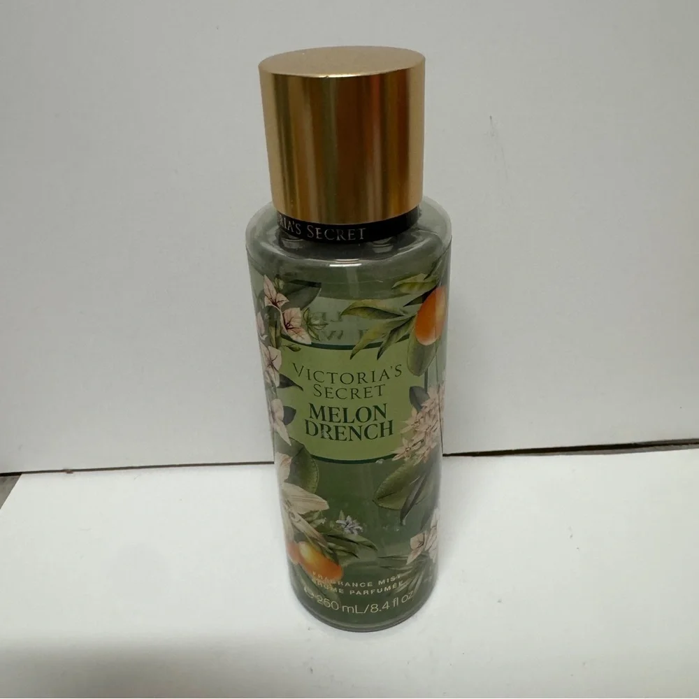 Victoria Secret Melon Drench Fragrance Mist 8.4 OZ